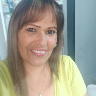 Claudia T.